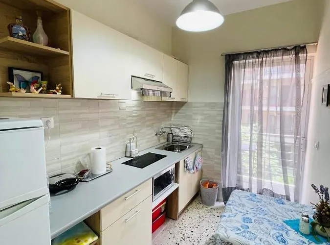 αpartments In The Centre * لوتراكي