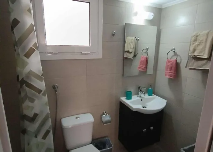 αpartments In The Centre * لوتراكي